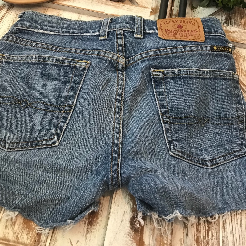 LUCKY JEAN SHORTS - Picture 2 of 5